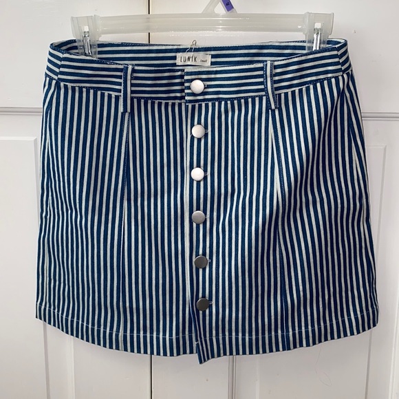 lunik Dresses & Skirts - NWT Navy/white skirt